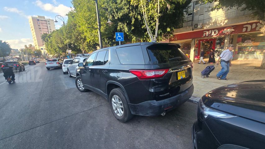 שברולט טראוורס