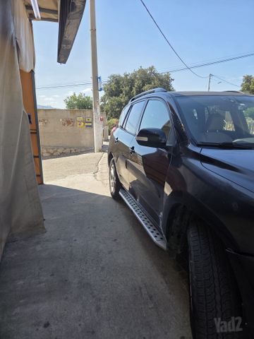 טויוטה RAV4
