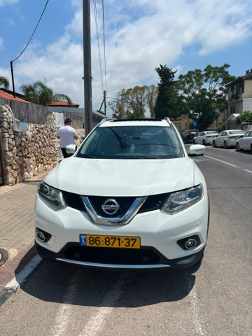 ניסאן אקס טרייל