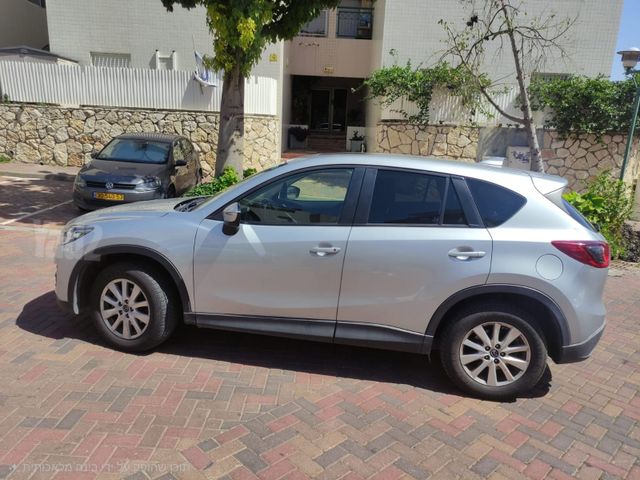 מודעת רכב מאזדה CX-5