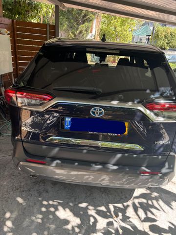 מודעת רכב טויוטה RAV4