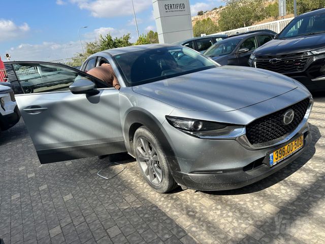 מאזדה CX-30