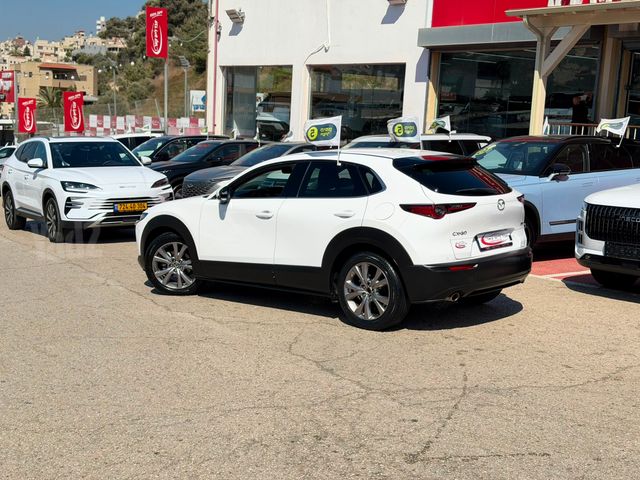 מאזדה CX-30