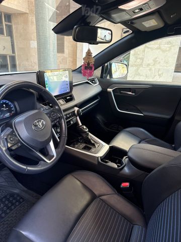 טויוטה RAV4