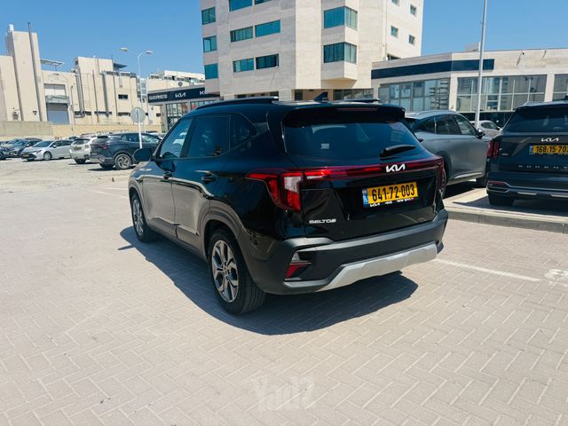 קיה סלטוס