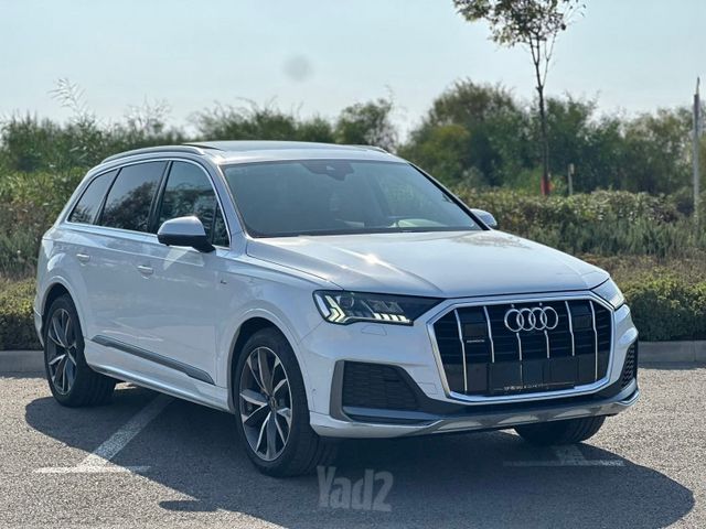 מודעת רכב אאודי Q7