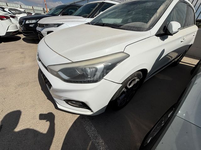 מודעת רכב יונדאי i20