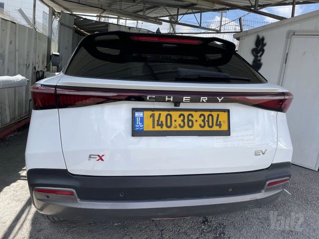 צ׳רי FX