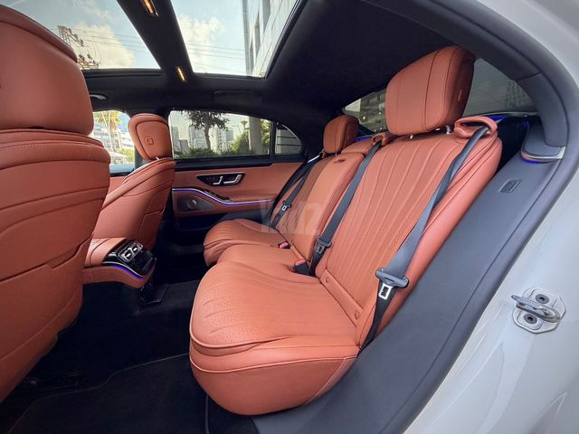 מרצדס-בנץ S-class