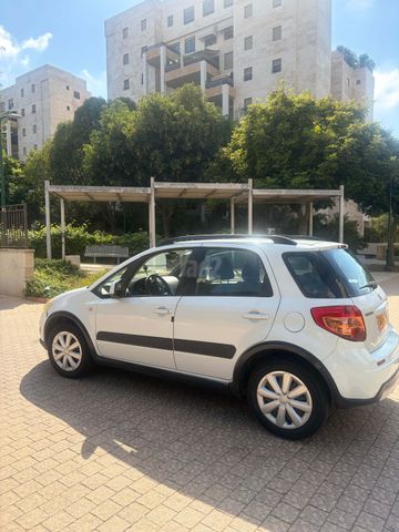 סוזוקי SX4