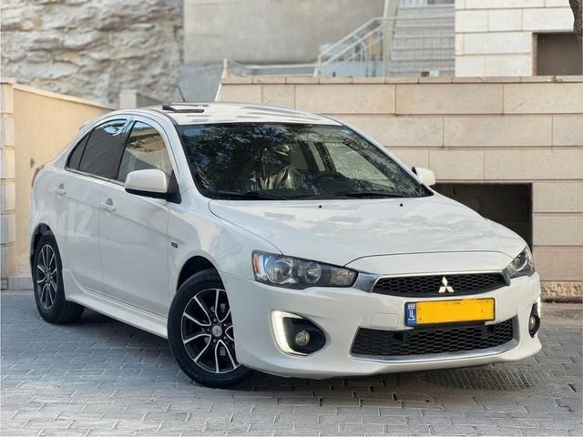 מודעת רכב מיצובישי לנסר