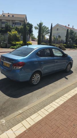 מיצובישי אטראז'
