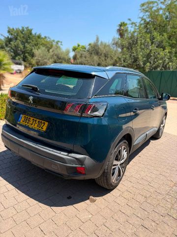 פיג'ו 3008