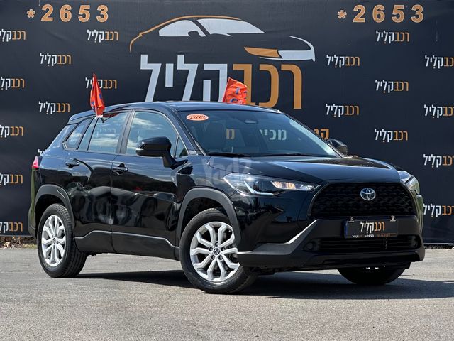 מודעת רכב טויוטה קורולה קרוס