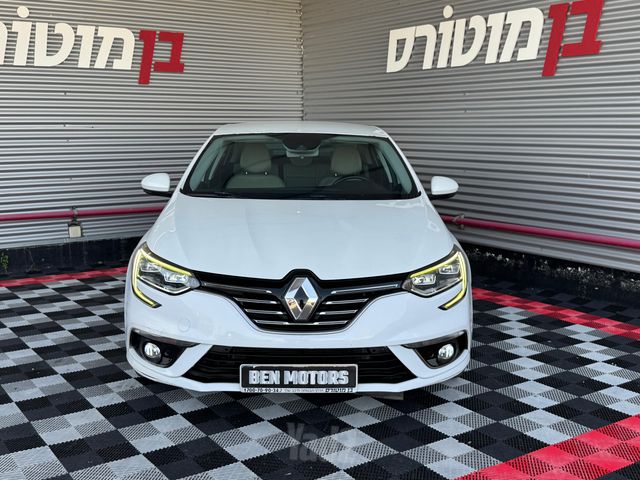 רנו מגאן