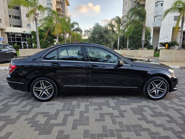 מרצדס-בנץ C-class