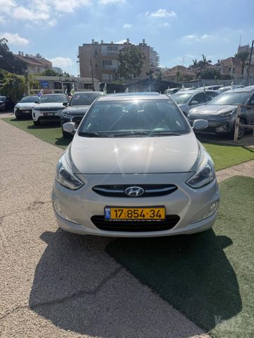 יונדאי אקסנט i25