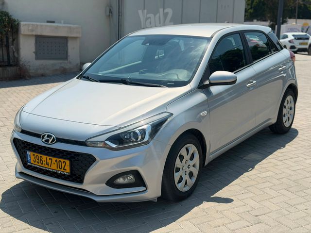 יונדאי i20