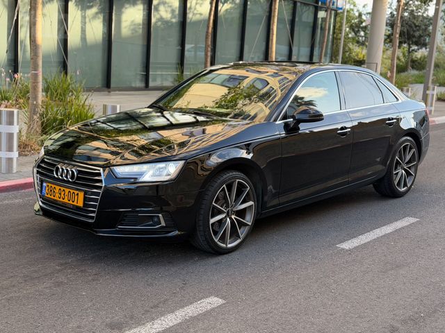 מודעת רכב אאודי A4 2
