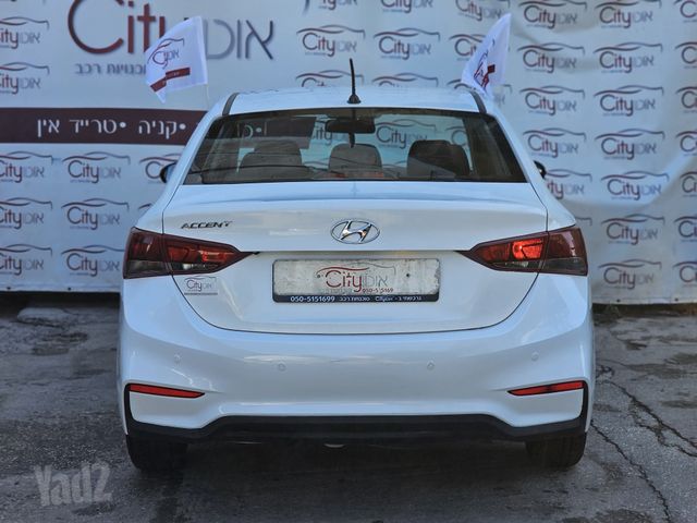 יונדאי אקסנט i25