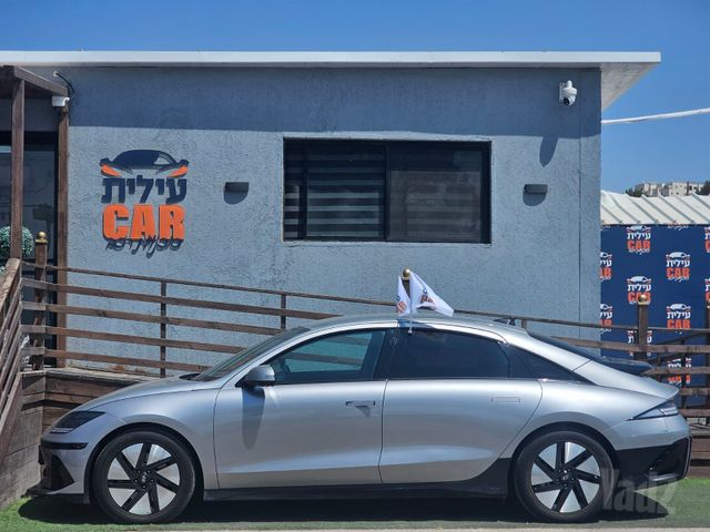 יונדאי איוניק 6