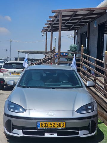 יונדאי איוניק 6
