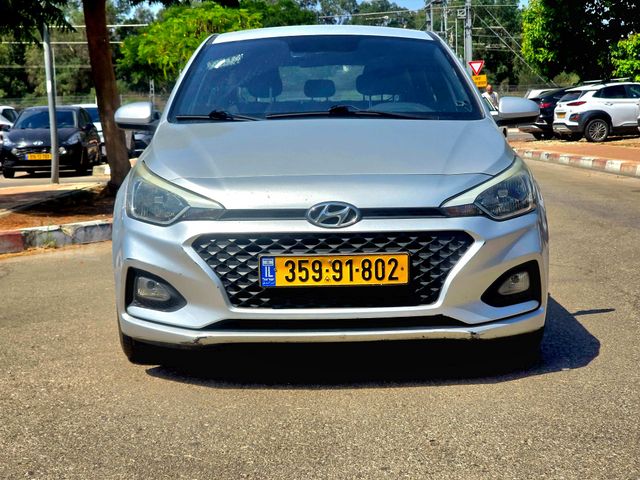 יונדאי i20