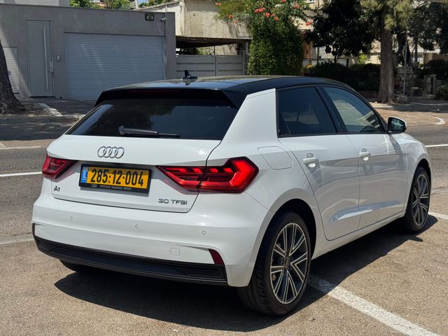 אאודי A1