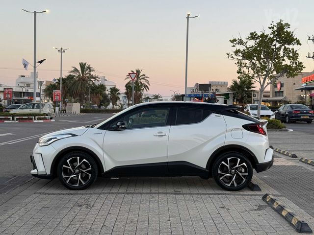 טויוטה C-HR