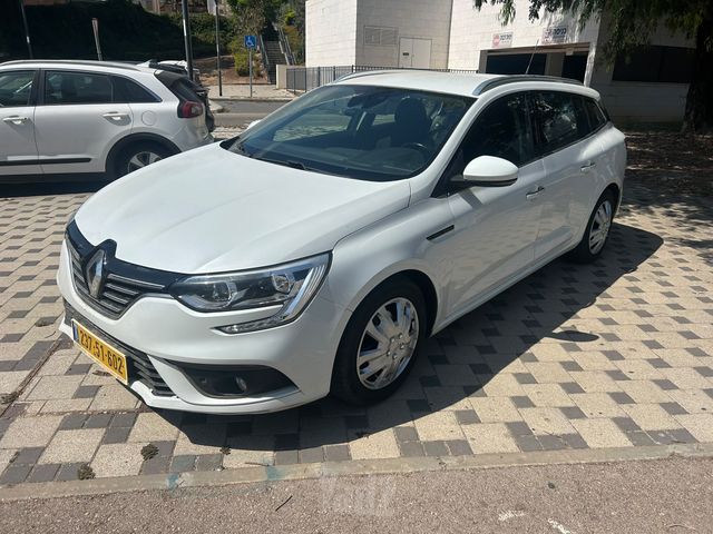 רנו מגאן