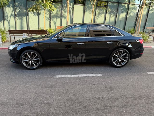 אאודי A4