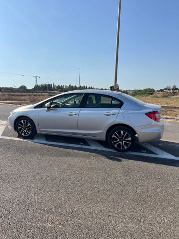 הונדה סיוויק