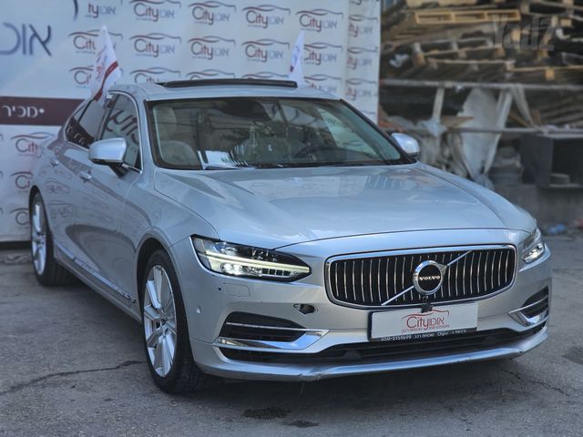 וולוו S90