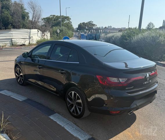רנו מגאן
