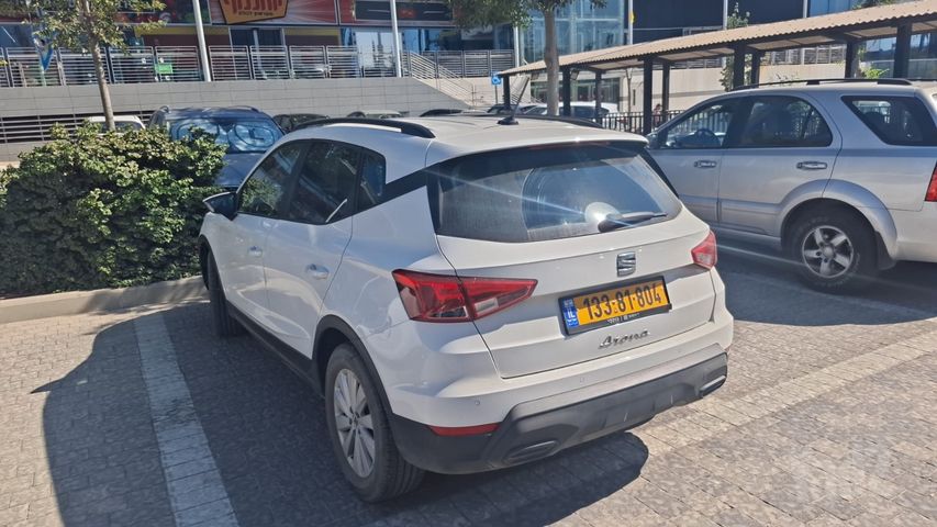סיאט ארונה