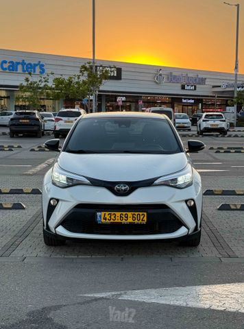 טויוטה C-HR