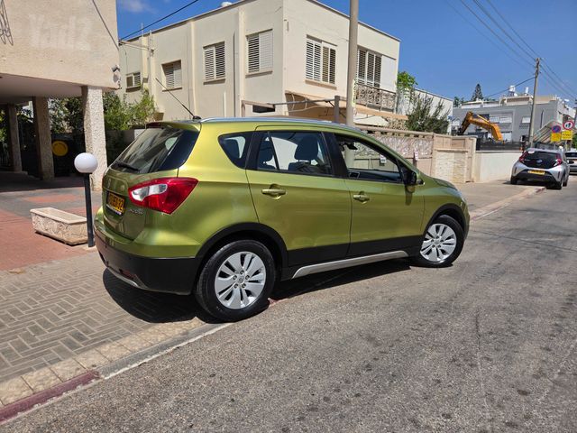 סוזוקי קרוסאובר