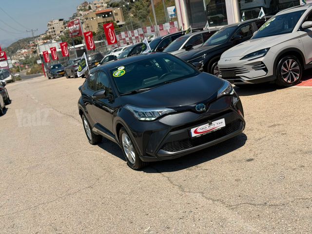 טויוטה C-HR