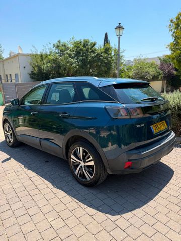 פיג'ו 3008