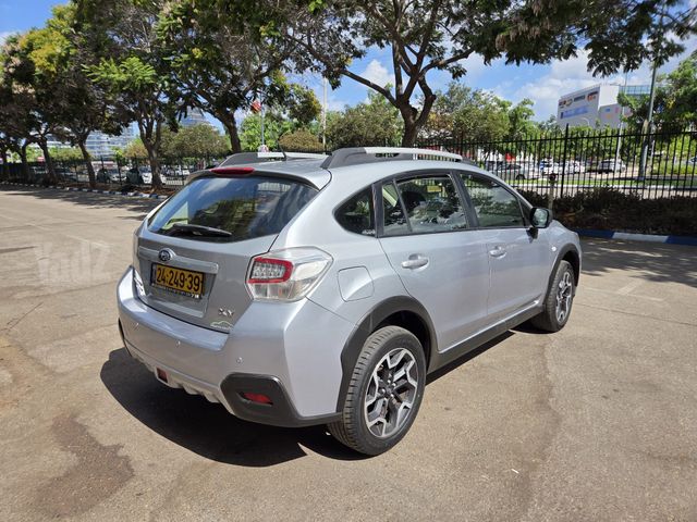 סובארו XV