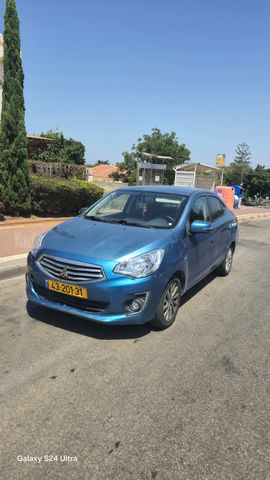 מיצובישי אטראז'