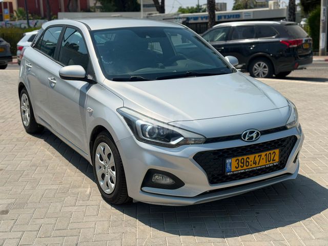 מודעת רכב יונדאי i20