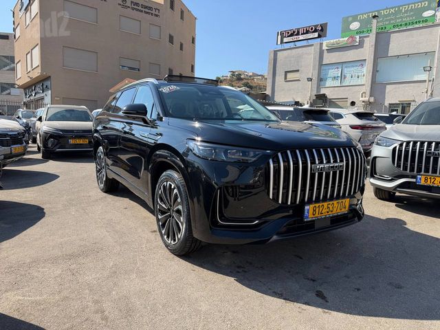 ג'אקו J8