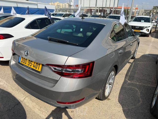 סקודה סופרב