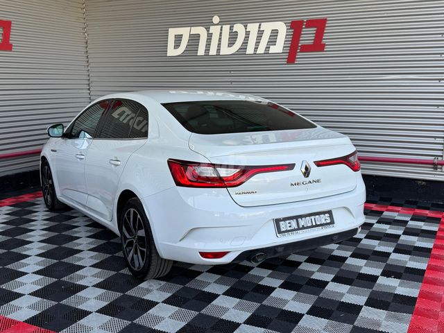 רנו מגאן