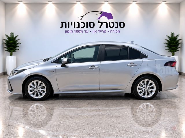 טויוטה קורולה