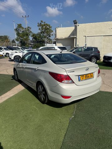 יונדאי אקסנט i25