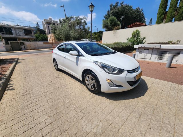 יונדאי I35