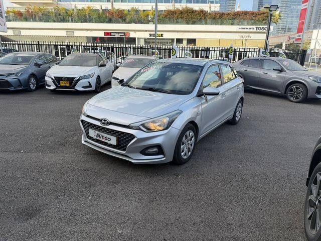 יונדאי i20