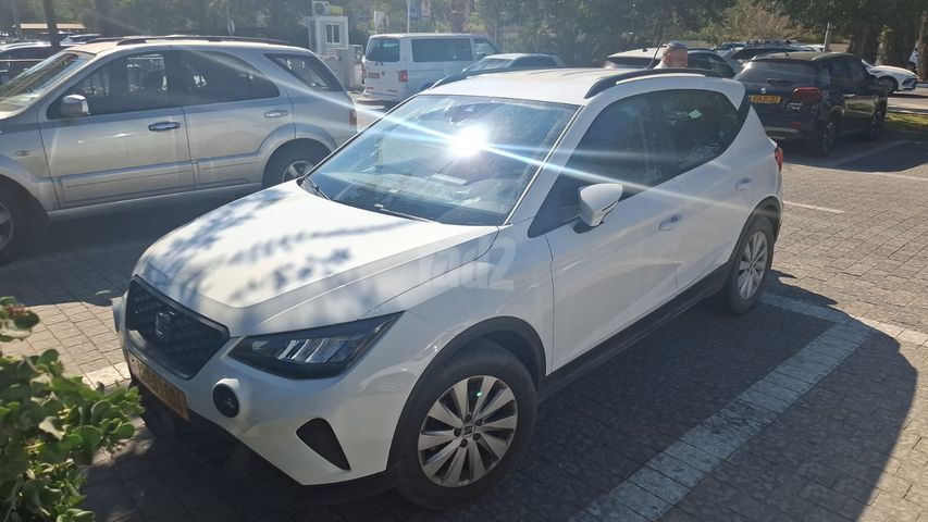 מודעת רכב סיאט ארונה